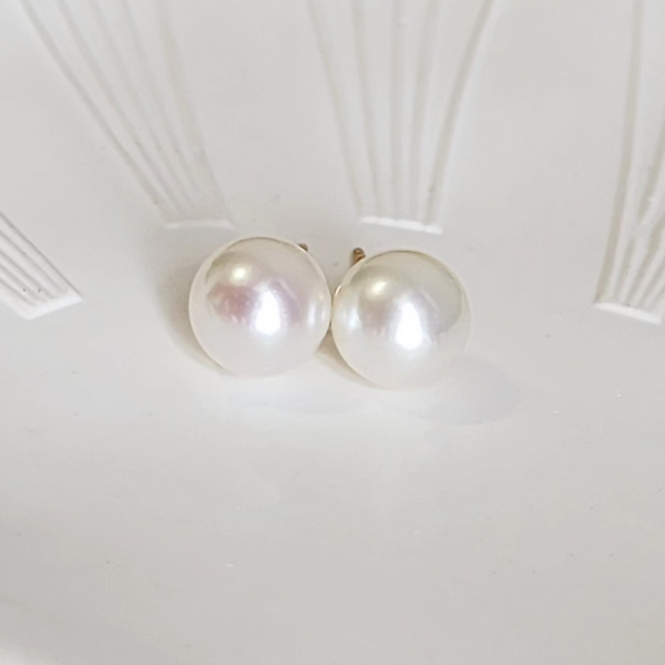 South sea white pearl earring