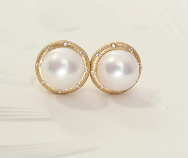 Akoya sea pearl earring