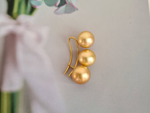 South sea gold pearl brooch