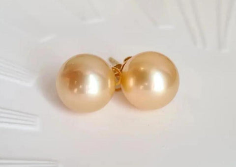 South sea gold pearl earring