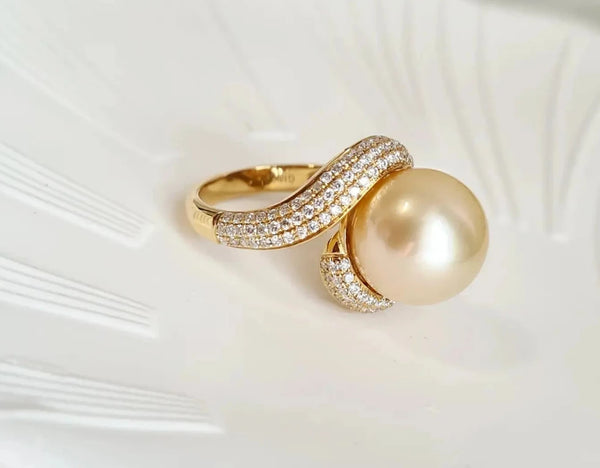 South sea cream pearl ring