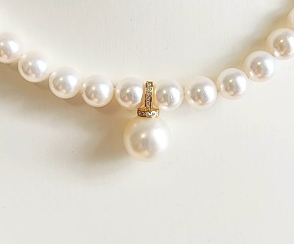 South sea white pearl pendant