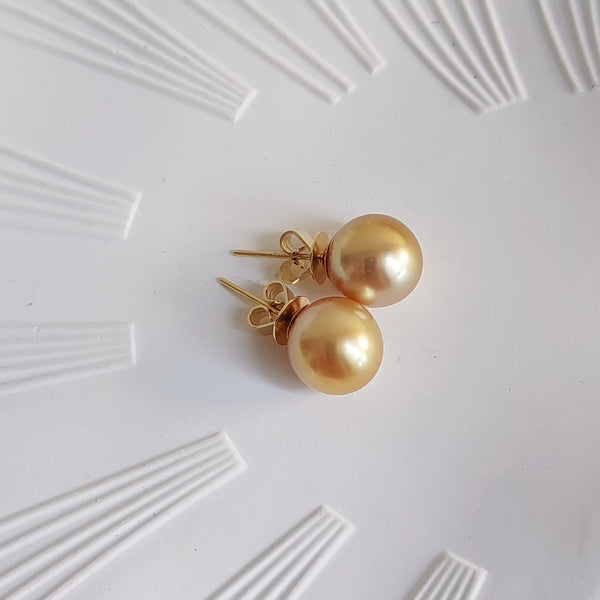 South sea golden pearl earring