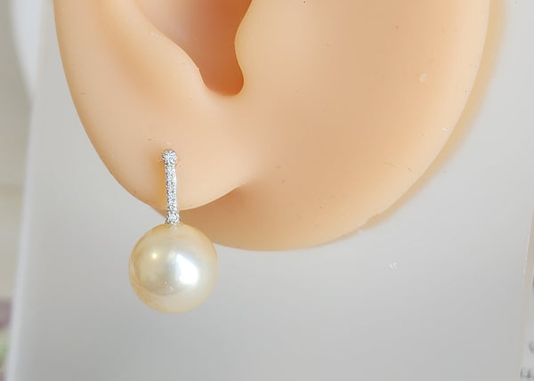 South sea pearl earring
